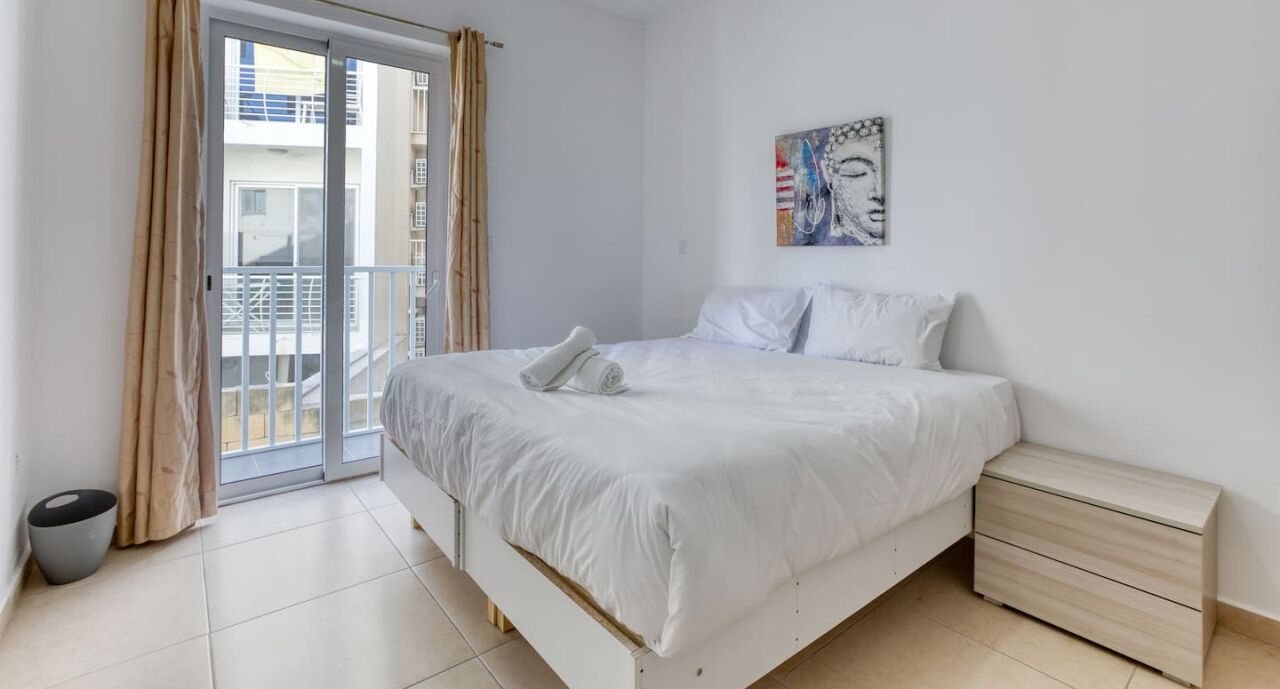 4 bedrooms, iron/ironing board, travel cot, WiFi