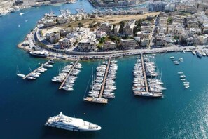 Marina/club náutico