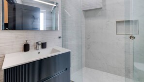 Hair dryer, towels