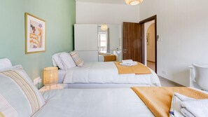 4 bedrooms, desk, iron/ironing board, travel cot