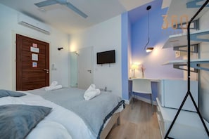 1 Schlafzimmer, Schreibtisch, Bügeleisen/Bügelbrett, WLAN