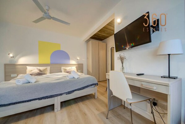 1 soveværelse, skrivebord, strygejern/strygebræt, Wi-Fi