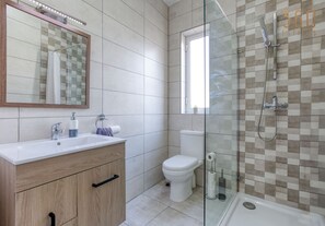 Hair dryer, towels