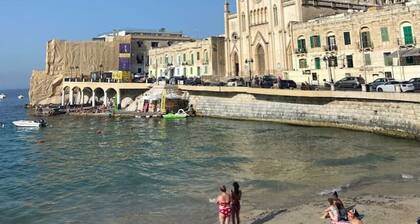 Authentic Townhouse with backyard in Sliema
