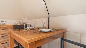 House | Dining