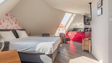 House | 1 bedroom, individually furnished