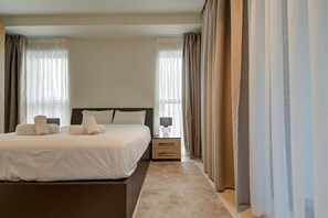 1 chambre, bureau, fer et planche à repasser, Wi-Fi