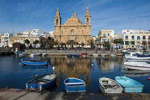Marina - One of a kind 5BR penthouse with terrace in Pieta (Tal-Pietà)