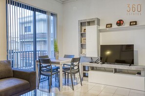 TV