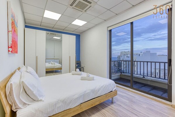 Desk, iron/ironing board, travel crib, WiFi