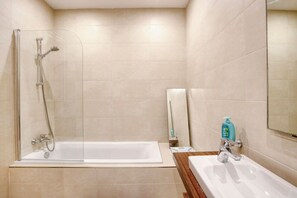 Haartrockner, Handtücher