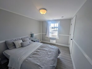 3 chambres, fer et planche à repasser, Wi-Fi, draps fournis