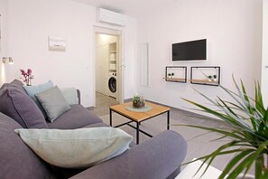 Living area - Santa Cruz Apartments (Supetar)