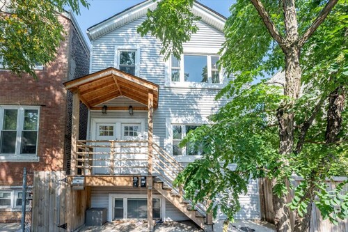 5 Mins to Downtown CHI Sleeps 10 - Parking + Games