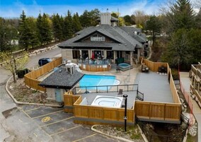 季节性开放的室外游泳池