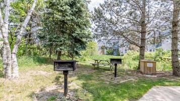 Aire de pique-nique/barbecue