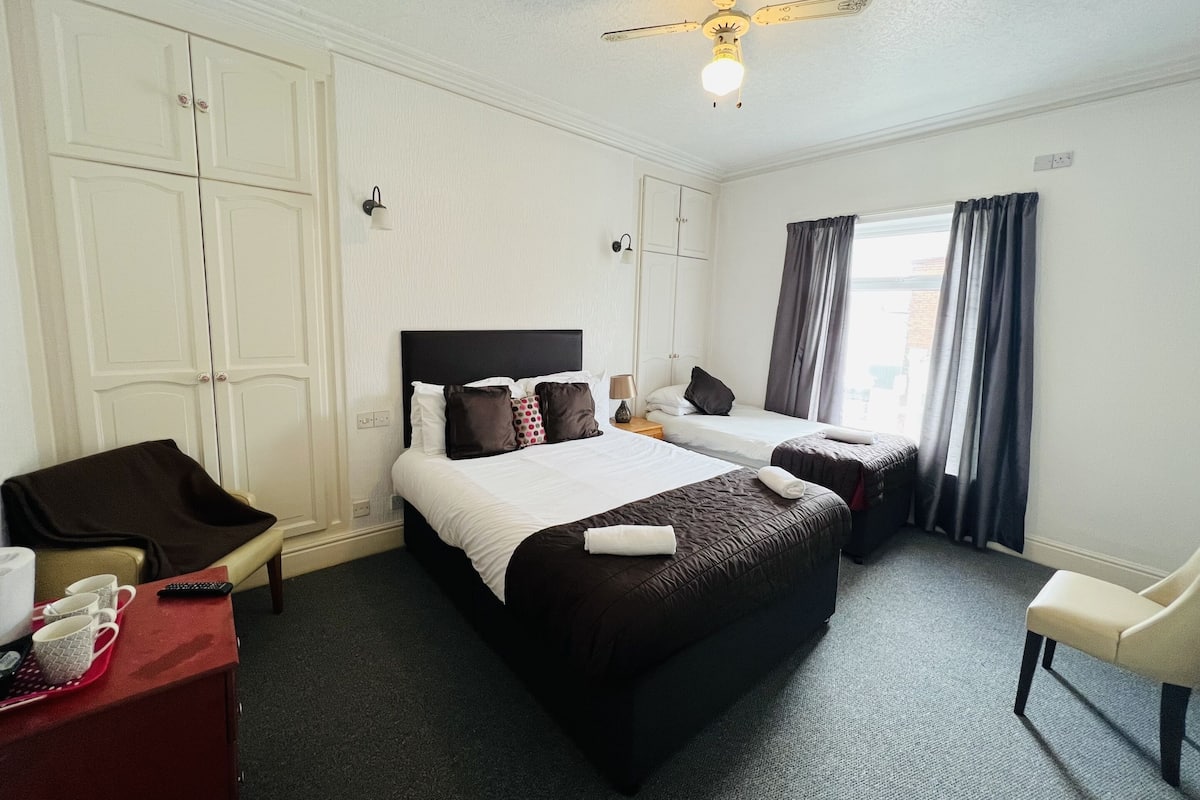 Deluxe Triple Room