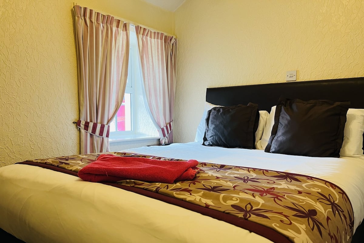 Basic Double Room | Interior