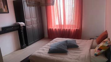 2 chambres, fer et planche Ă repasser, Wi-Fi, draps fournis