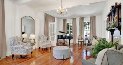 Historic McIntosh Manor