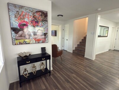 NEW LISTING!
4 Bedrooms/3.5 Bathrooms