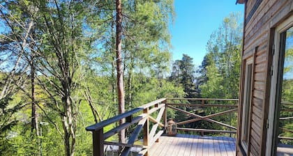 Sea-view Cottage High up in the Trees
