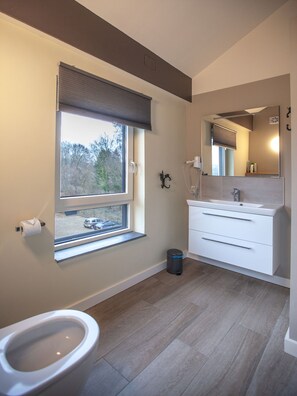 Apartment | Bathroom