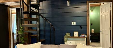 Télévision, cheminée