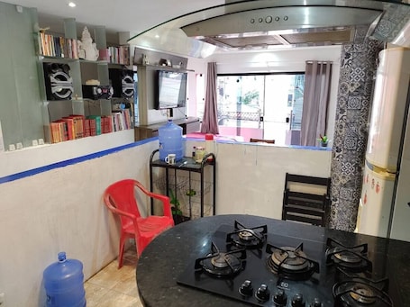お食事. 2 bedroom 2 bathroom apartment in Madre de Deus, Bahia, close to the beach