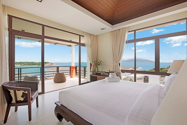 5 bedrooms, in-room safe, desk, free WiFi