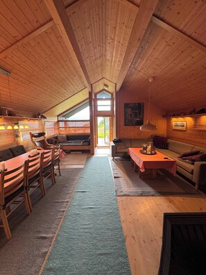 Ferienhütte, 5 Schlafzimmer, barrierefrei, Raucher | Wohnbereich