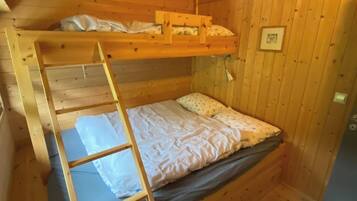 Cabin, 5 Bedrooms, Accessible, Smoking | 5 bedrooms