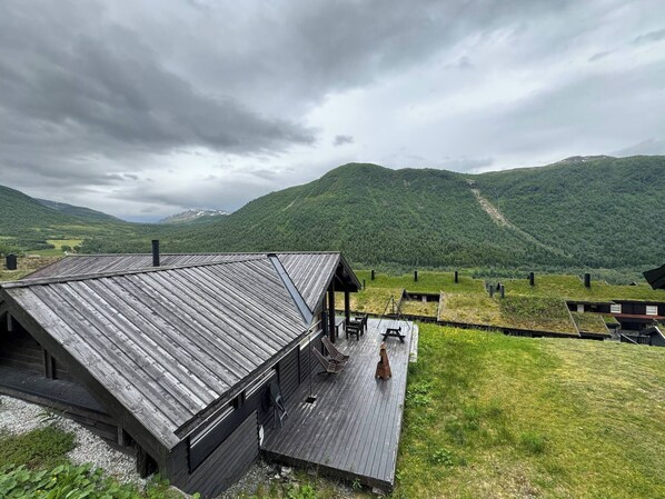 Cabin, 5 Bedrooms, Accessible, Smoking | Property grounds