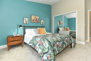 6 habitaciones, tabla de planchar con plancha, cuna de viaje y wifi