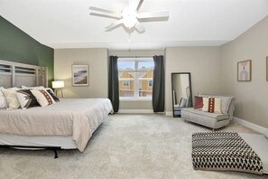 Unclassified image, 2 of 100, button