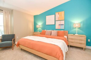 6 habitaciones, tabla de planchar con plancha, cuna de viaje y wifi 