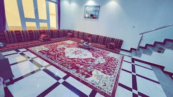 40–tuumainen LED-televisio, jossa satelliittikanavat