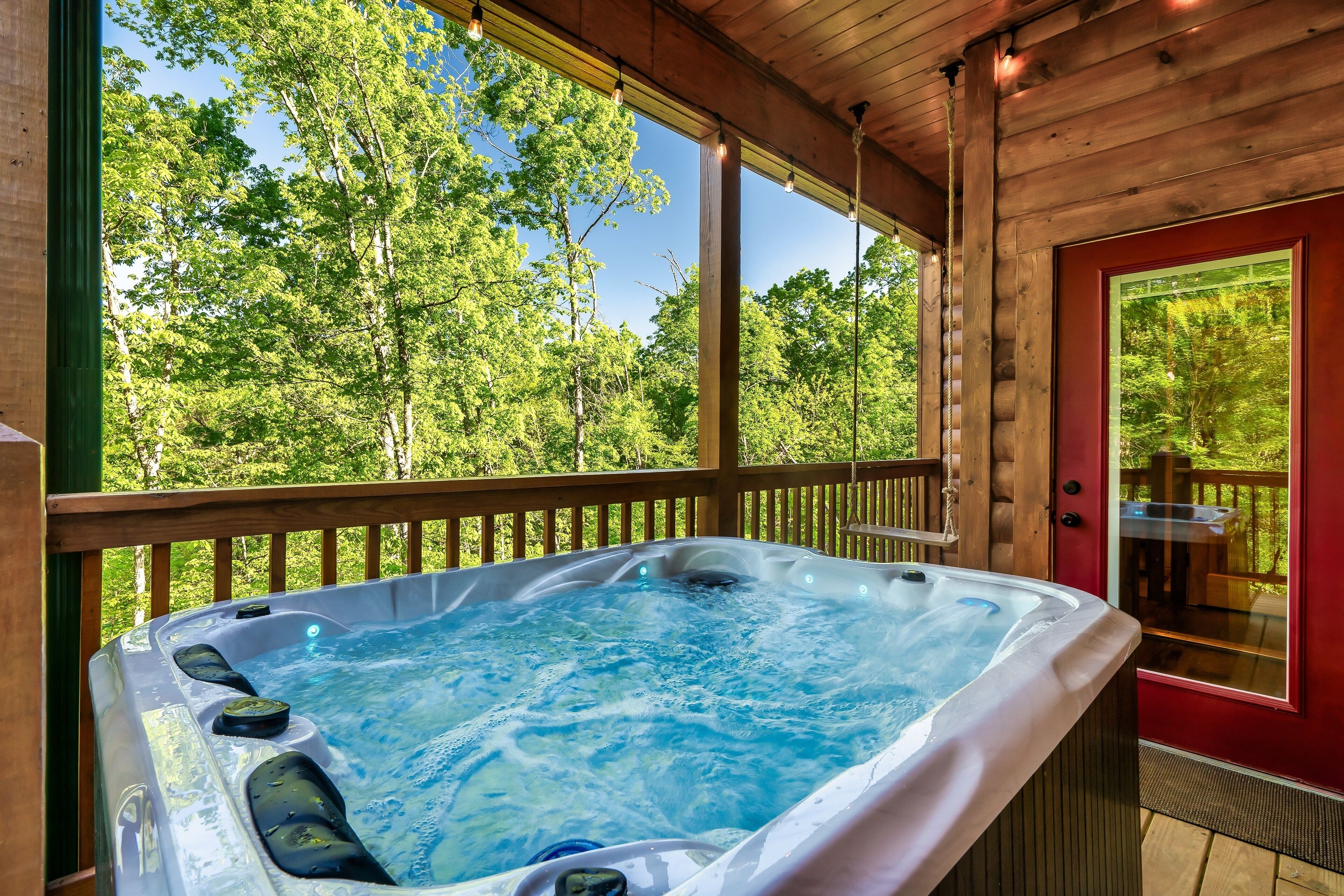 Tina de hidromasaje al aire libre