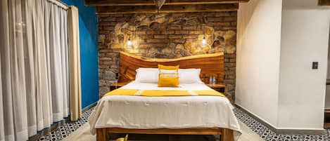 Luxury Room | Free WiFi