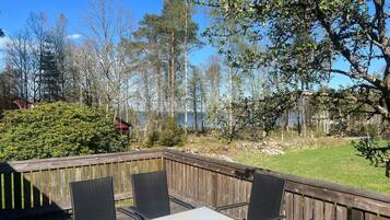 إطلالة على المياه