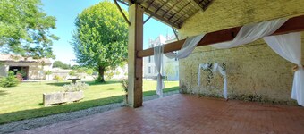 CHATEAU EMILE HAROCH AT THE FOOT OF THE VENISE VERTE