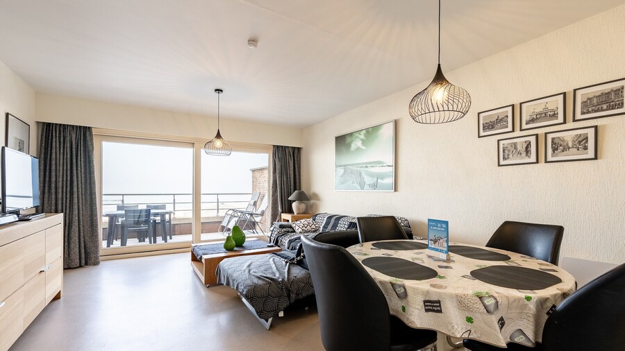 Seaview Apartment With Private Terrace