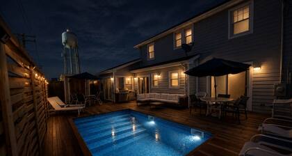 Spacious 5-BR, 3 bath with large kitchen, heated saltwater pool in Ocean Beach
