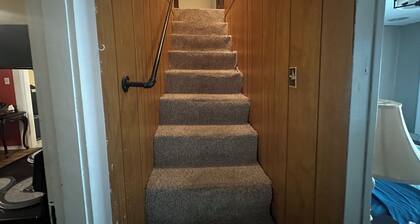 Charming 4-bedroom house with WiFi and AC in delightful Jonesboro