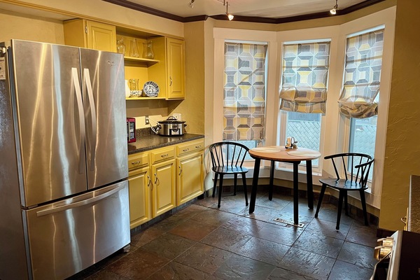 Mikrobølgeovn, ovn, kogeplade, opvaskemaskine