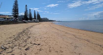 BellaVita pet-friendly Oasis in Margate