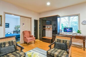 6 عدّة غرف نوم ومكتب ومكواة/لوح كي وواي فاي