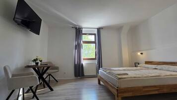 Double Room, Park View | Free WiFi