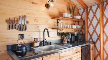 Fridge, microwave, stovetop, coffee/tea maker