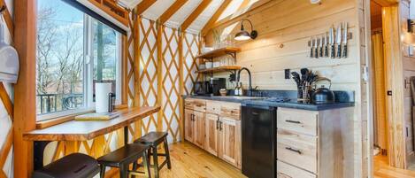 Fridge, microwave, stovetop, coffee/tea maker